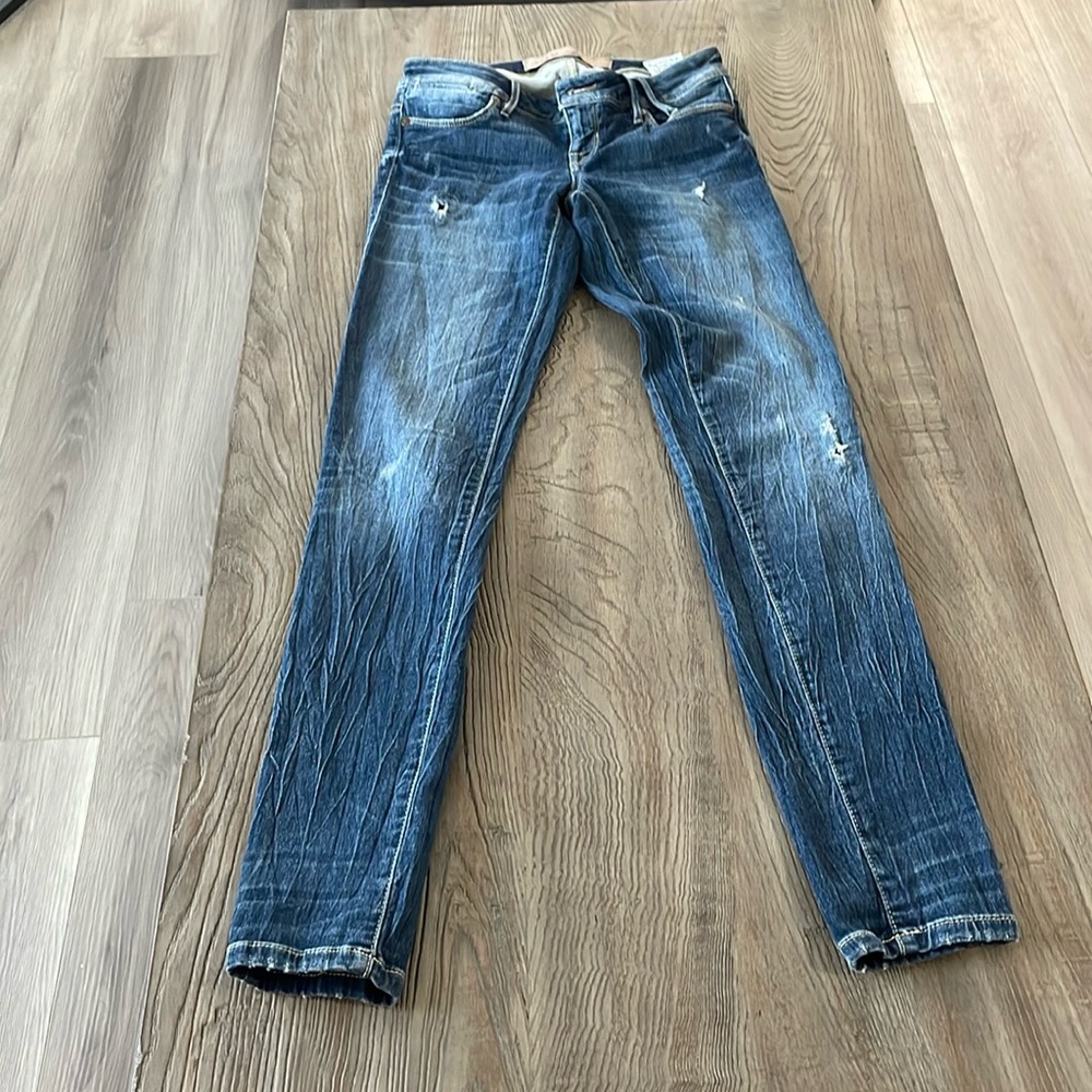 Guess Jeans